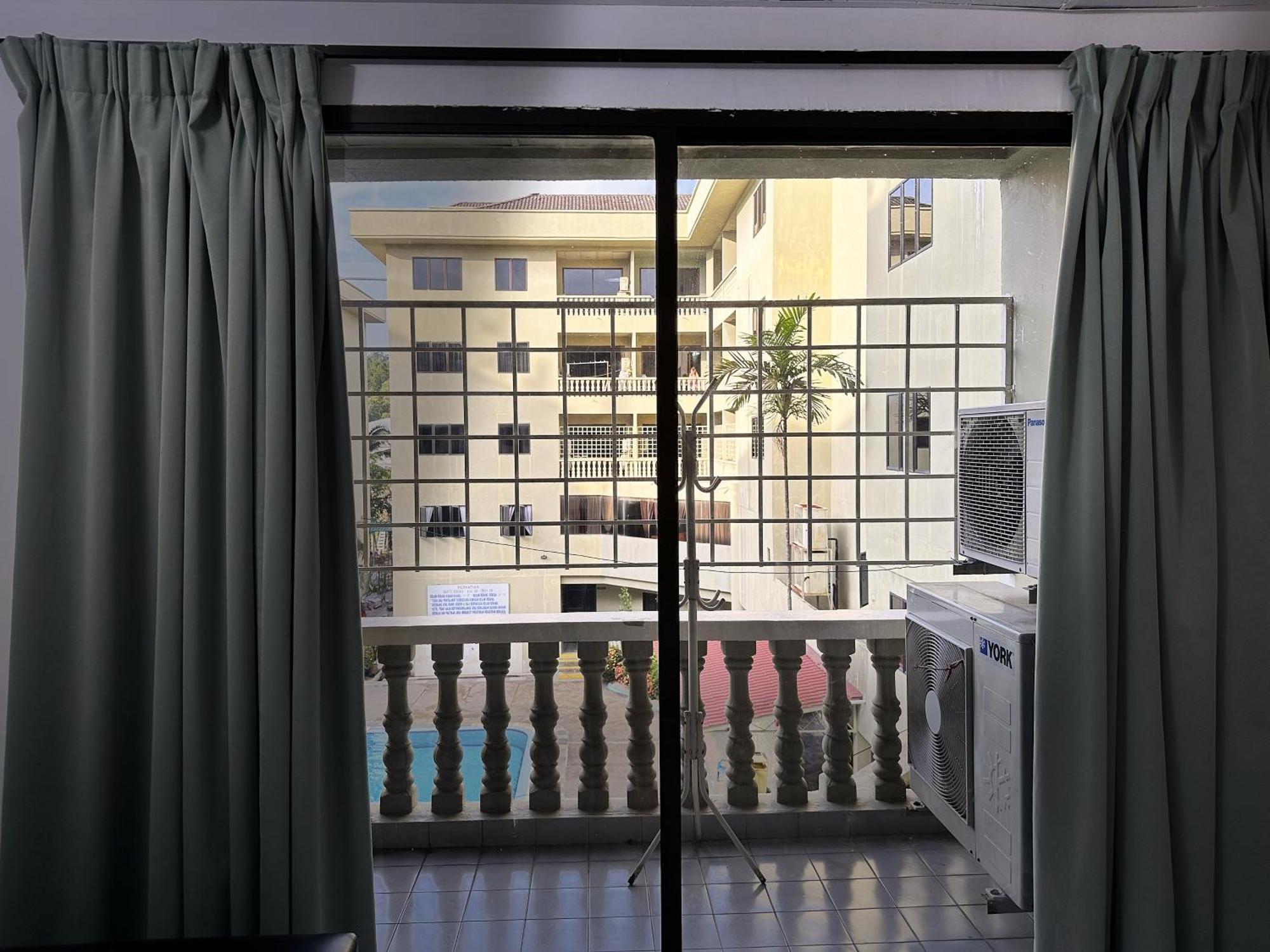 Sea & Wave #1 Coral Bay Apartment بانكور المظهر الخارجي الصورة